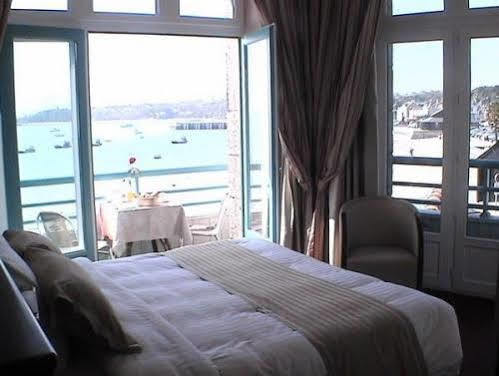 La Mere Champlain 3*